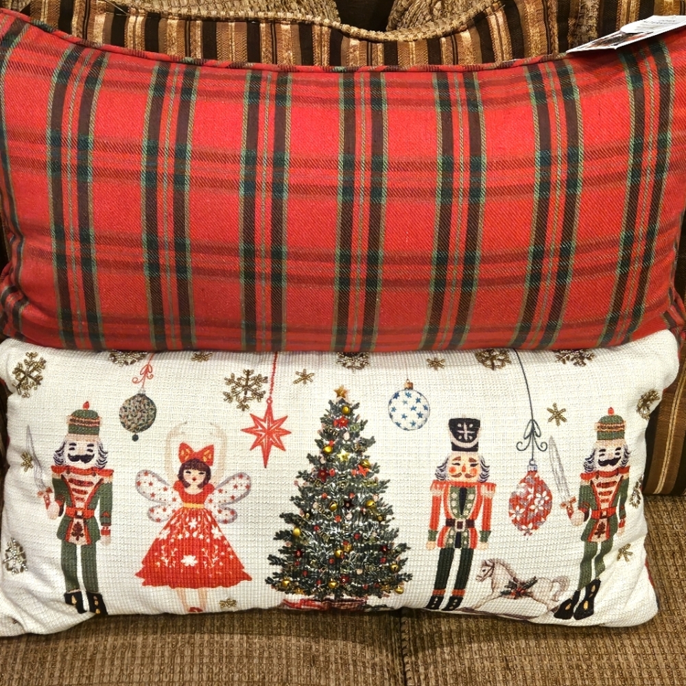 MIREILLE DESIGNS Bead/Bell Embellished Decorative Christmas Nutcracker Pillows